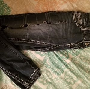 Amethyst Distressed Skinny Jeans size 7